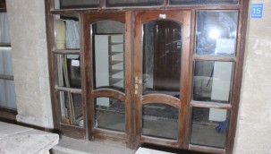 10 günlük bebeği cami kapısına terk ettiler