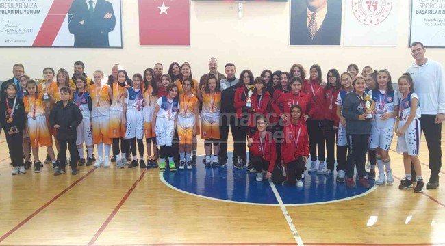 Karaman'da düzenlenen yıldızlar basketbol müsabakaları sona erdi