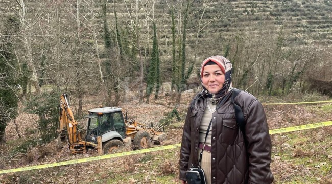 Rüyasının peşinden köyüne gelen gurbetçi kadın ormanda hazine arıyor