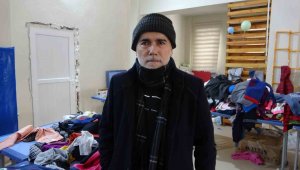 Ailesinden 100 kişiyi kaybetti