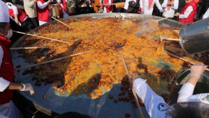 Geleneksel dev tava dünyanın merkezine yine kurulacak