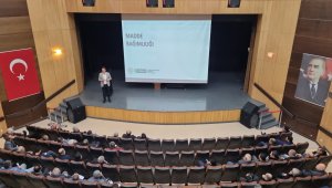 Karaman'da muhtarlara "Aile Okulu Projesi" eğitimi verildi