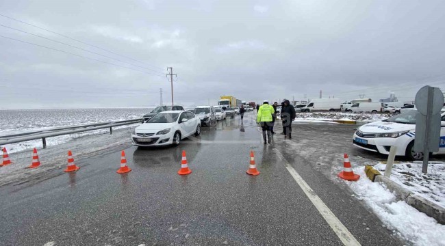 Konya'da bazı şehirlerarası yollar kapandı