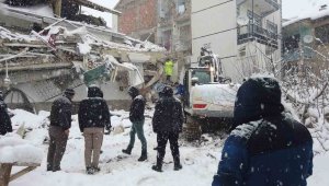 Misafirliğe geldiği evde depremi yaşayan Gülesser Çiper öldü