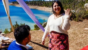 Hiçbir şey planlandığı gibi gitmeyince o teklifi baraj kıyısında yaptı