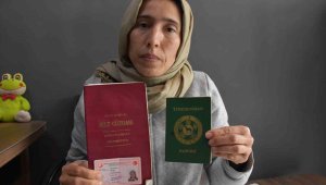 4 çocuk annesi kadın 18 yıldır vatandaşlık mücadelesi veriyor
