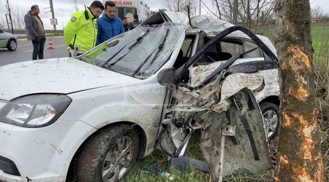 Ağaca çarpan otomobilde Suat Karanfiloğlu öldü