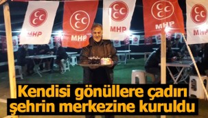 Akşam çayları bu çadırda içiliyor