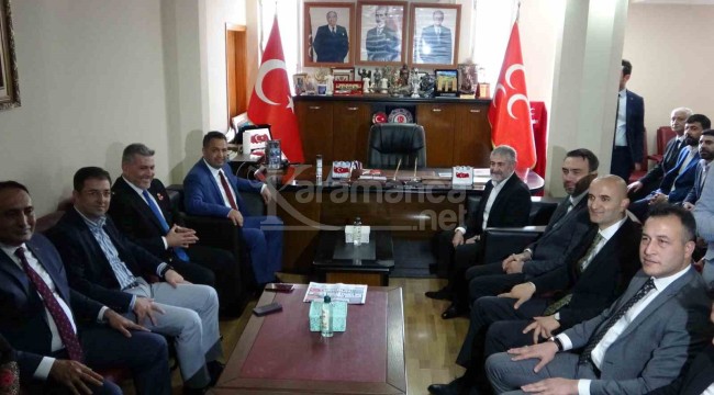 Bakan Nebati, MHP Mersin İl Başkanlığını ziyaret etti