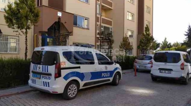 Cinnet getiren emekli polis, karısını ve çocuklarını vurdu