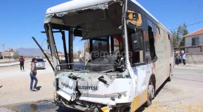 Karaman'da halk otobüsü ile kamyon çarpıştı: 7 yaralı