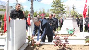 Karaman'da şehitlik ziyareti