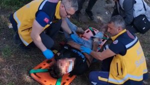 Motosiklet ile otomobil çarpıştı: 1 yaralı