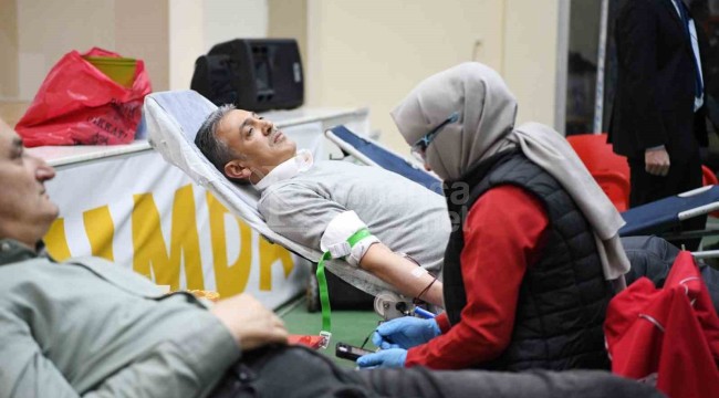 Vali Tuncay Akkoyun: "Kan bağışı, milli bir meseledir"