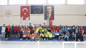 Bedensel Engelliler Oturarak Voleybol Türkiye Şampiyonası sona erdi