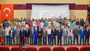 KMÜ'de 'Haydi Gel Spor Yapalım' projesinde sertifikalar verildi