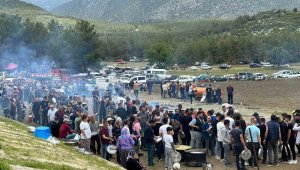 Oğuz Beyin torunları bolluk ve bereket için 7 asırlık geleneklerini sürdürüyor