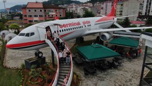 Pistten çıkan uçak pide salonu olarak hizmet vermeye başladı