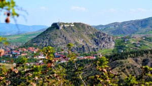 Üç kız kardeş: Galyalıların yaptığı 2 bin 300 yıllık kale