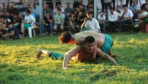 Yaylada nefes kesen güreş müsabakaları