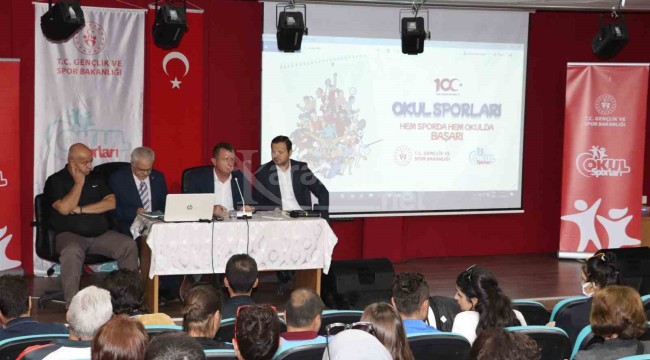 Karaman'da okul sporları değerlendirme toplantısı yapıldı