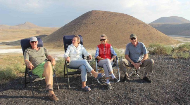 Meke Gölü sonbaharda da yabancı turistlerin ilgi odağı oldu