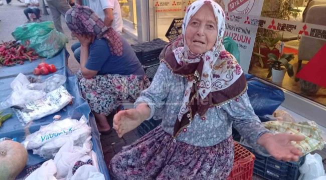 Tam 74 yıldır tezgah açan Müşerref Nine pazarının sembolü oldu