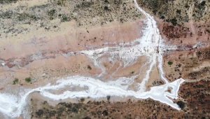 Yerin bin 300 metre altından çıkartılıp 11 ülkeye ihraç ediliyor