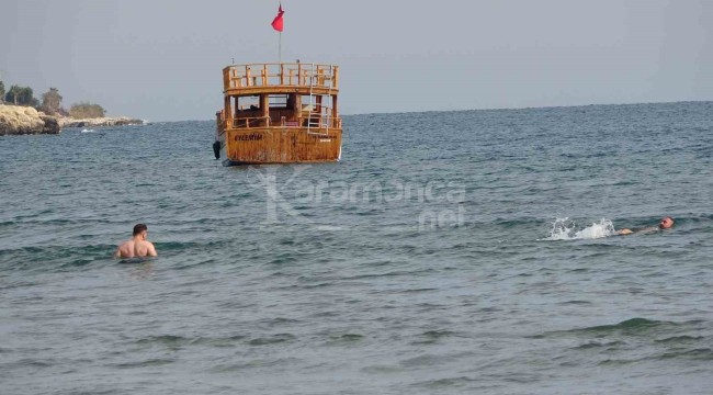 Kızkalesi'nde kış günü deniz keyfi