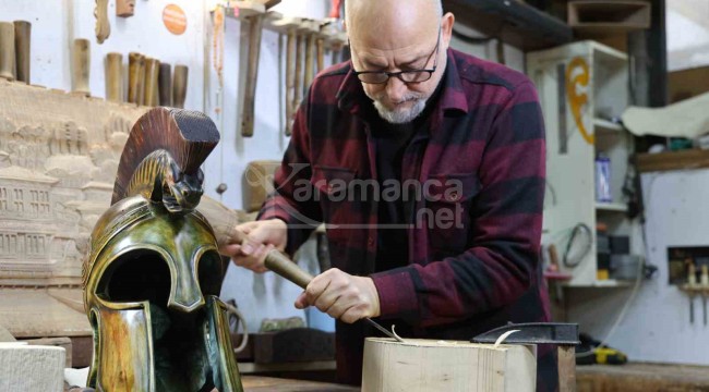 3 yıl bekletilmiş ıhlamur ağacından yapıyor, ürettiklerini Avrupa'ya satıyor