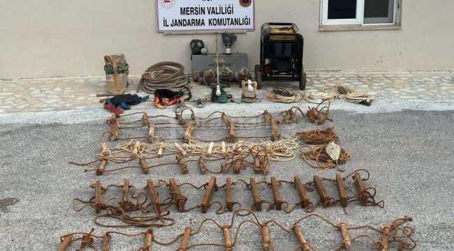 Silifke'de kaçak kazı yapan 5 şüpheli suçüstü yakalandı