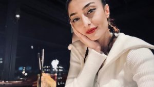 Boşandığı eşi tarafından öldürülen kadının tabutunu kadınlar taşıdı