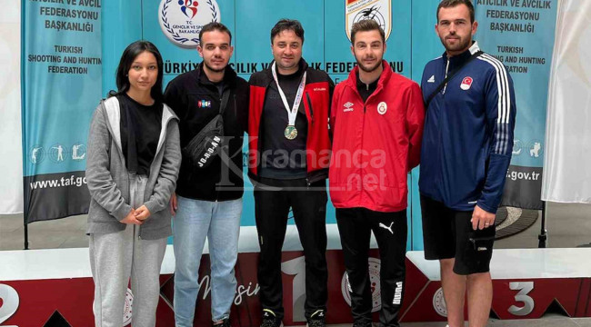 Karaman Havalı Tabanca ve Trap Takımı Mersin'den madalyalarla döndü