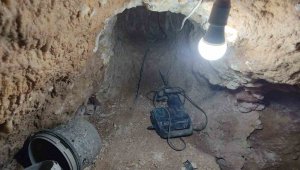 Define için metrelerce kazı yapan 4 şüpheli yakalandı