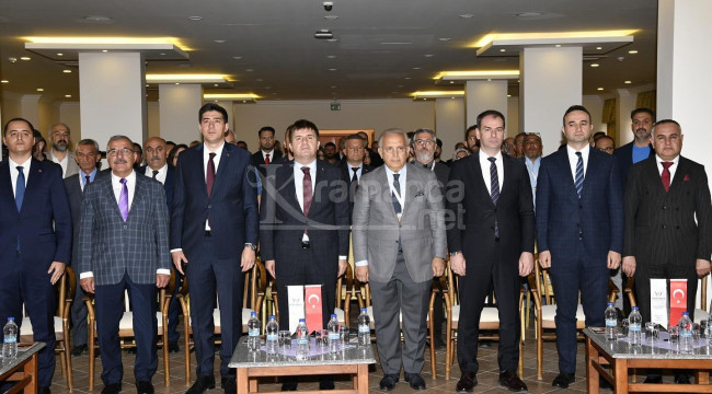 Karaman'da "Karaman Arkeolojisi" panel düzenlendi