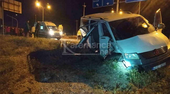 Karapınar'da midibüs ile panelvan çarpıştı: 24 yaralı