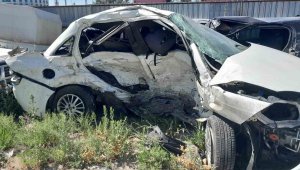 Karapınar'da 2 otomobil çarpıştı: 4 ölü, 2 yaralı