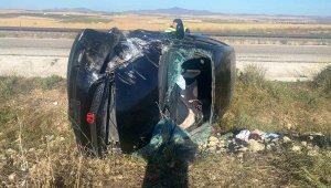 Kulu'da otomobil şarampole devrildi: 4 yaralı