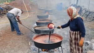 Yılda 2 ton üretip, kilosunu 200 liradan satıyor