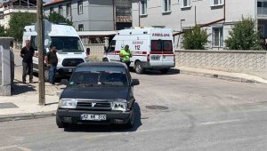 Karaman'da vakaya giden ambulans kaza yaptı