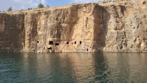 İskele suya indirildi