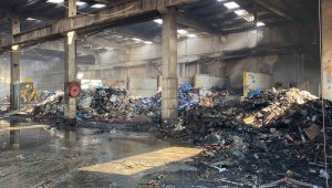 Konya'da yanan fabrikada soğutma ve temizleme çalışmaları sürüyor