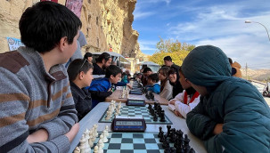 Taşkale tahıl ambarlarında turnuva