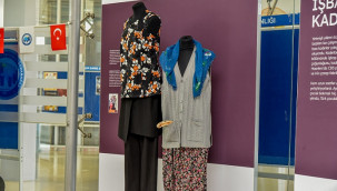 Türkiye'nin kadın öncüleri temalı fotoğraf sergisi