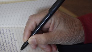 46 yıldır aralıksız her gün olan biteni yazıyor