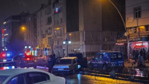 Karaman'da polis aracında intihara kalkıştı