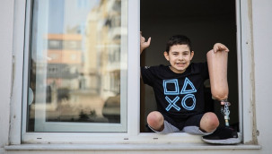 Bacakları kesilen Aras'ın protez borcuna icra işlemi