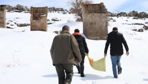 Bölge halkı yüzyıllardır kültürü yaşatıyor, çuvalı alan bölgeye geliyor