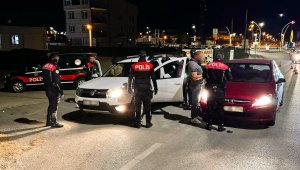 Karaman'da 6 bin adet kaçak sigara ele geçirdi