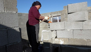 Kocası düşünce kolları sıvadı, şimdi usta oldu